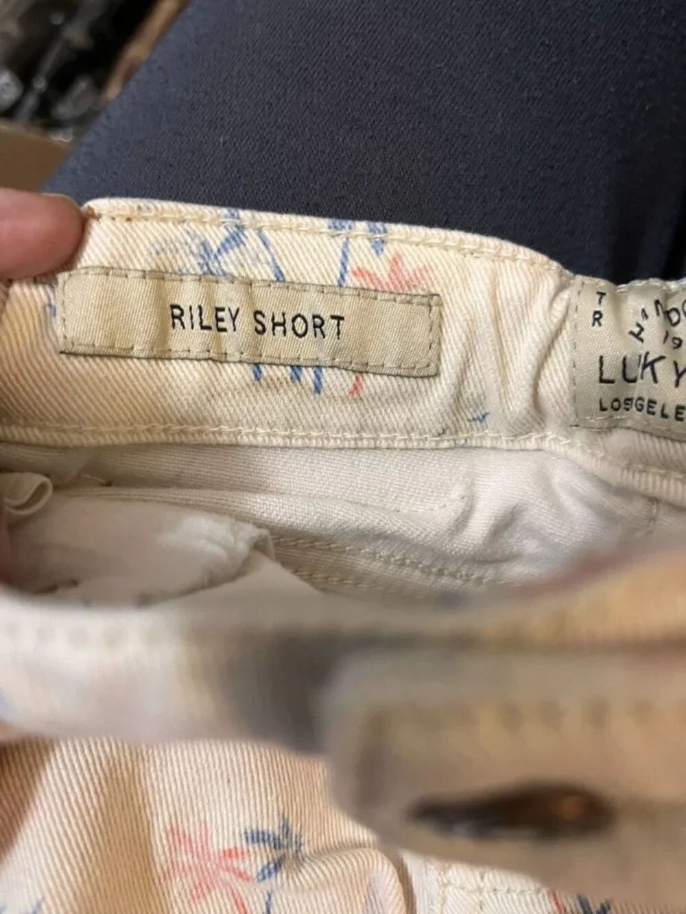 Lucky Brand Riley Shorts Girls Sz 3T Palm Trees Raw Hem Denim 5 Pocket Stretch